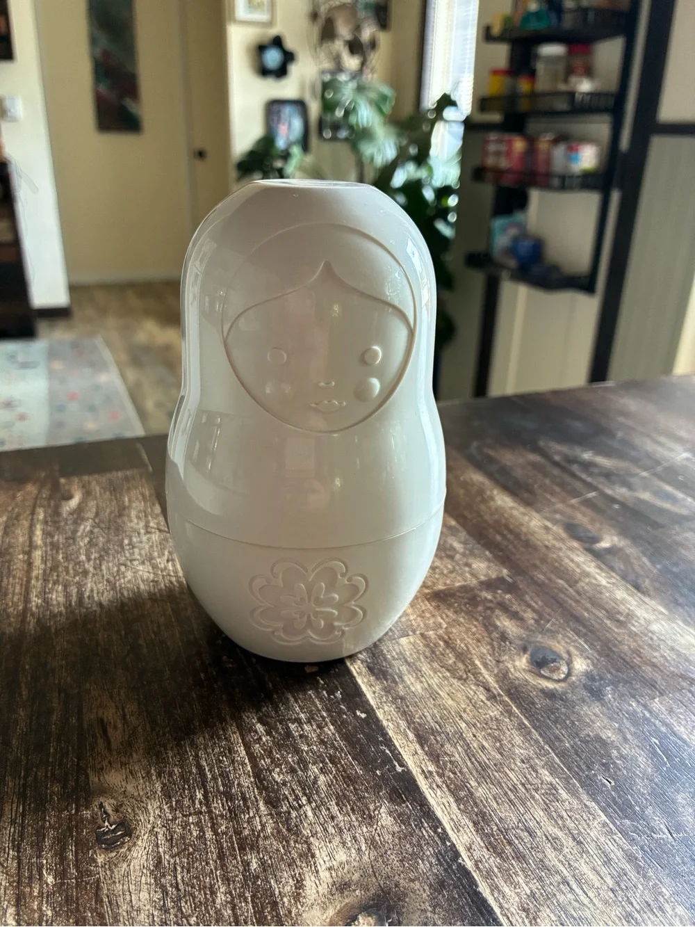 Fred White Nesting Doll Measuring Cups
